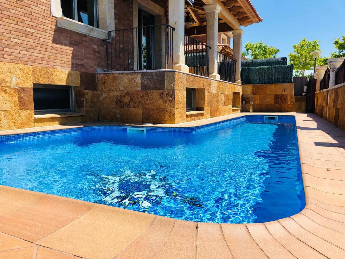 Chalet Con Piscina Privada!!! Altafulla Kültér fotó